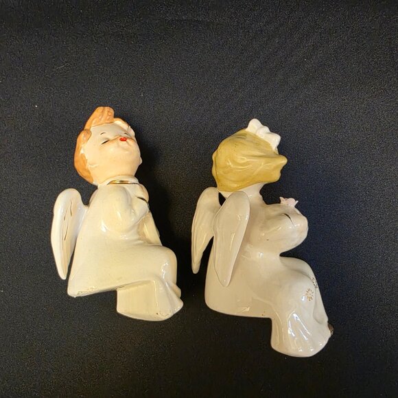 Vintage Kissing Angels on Bench Commodore Japan Porcelain Shelf Sitters - Picture 7 of 8